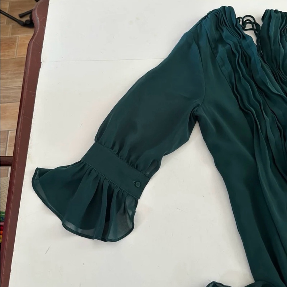 CAARA Forest Green Millie Chiffon Maxi Dress size Medium - Picture 9 of 11